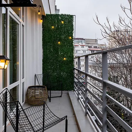 Apartment Downtown Calea Victoriei 100 Jacuzzi&sauna&bathtub