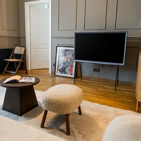 Urban Deluxe Calea Victoriei 100 Jacuzzi&sauna&bathtub Apartament *