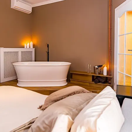 Urban Deluxe Calea Victoriei 100 Jacuzzi&sauna&bathtub Apartman Bukarest