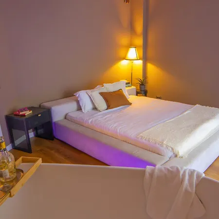 Urban Deluxe Calea Victoriei 100 Jacuzzi&sauna&bathtub *