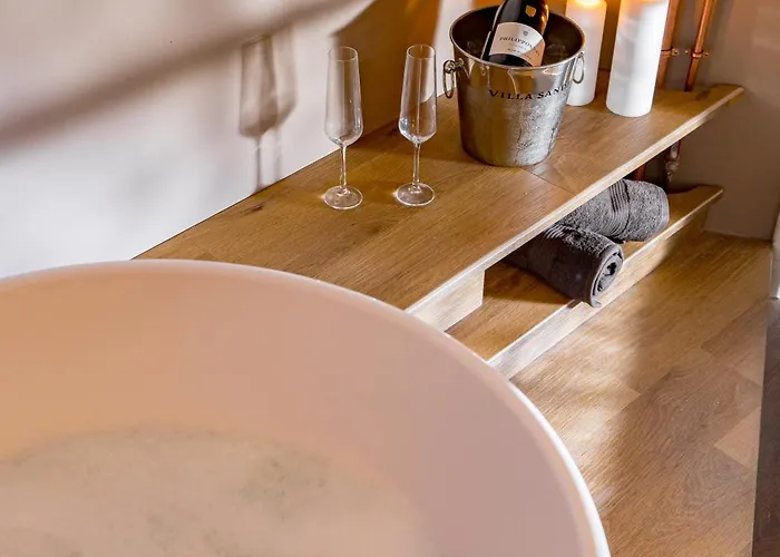 Urban Deluxe Calea Victoriei 100 Jacuzzi&sauna&bathtub