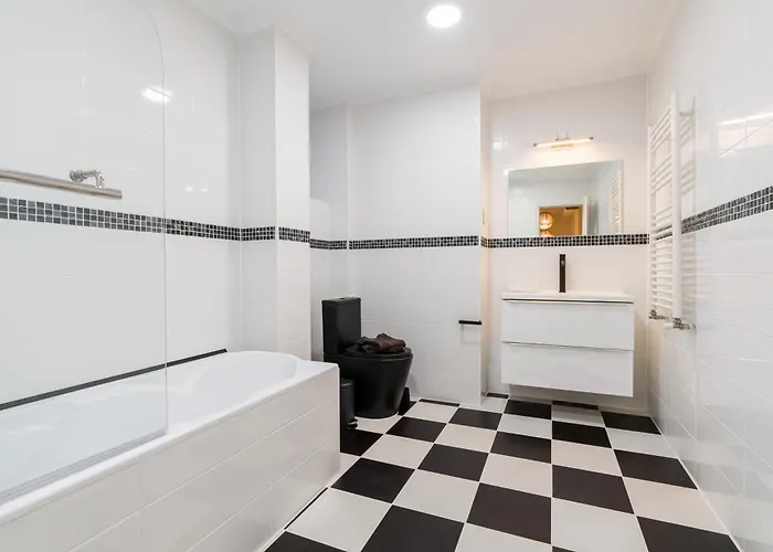Urban Deluxe Calea Victoriei 100 Jacuzzi&sauna&bathtub Appartement Boekarest