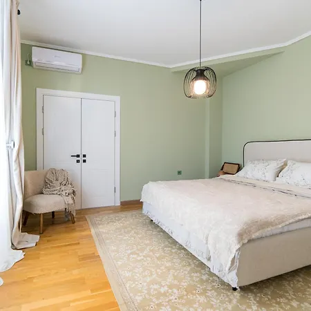 Apartamento Urban Deluxe Calea Victoriei 100 Jacuzzi&sauna&bathtub *