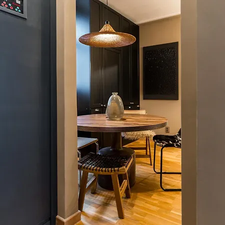 Apartamento Urban Deluxe Calea Victoriei 100 Jacuzzi&sauna&bathtub *