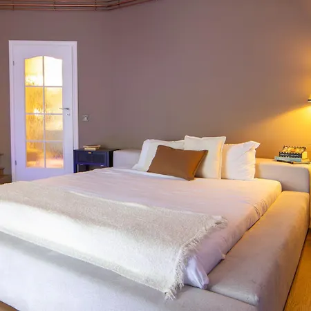 Апартаменты Urban Deluxe Calea Victoriei 100 Jacuzzi&sauna&bathtub *