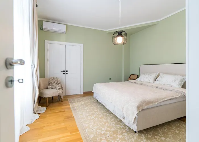 Apartamento Urban Deluxe Calea Victoriei 100 Jacuzzi&sauna&bathtub *