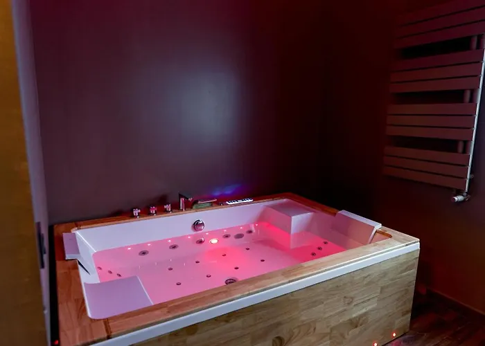 Urban Deluxe Calea Victoriei 100 Jacuzzi&sauna&bathtub Бухарест