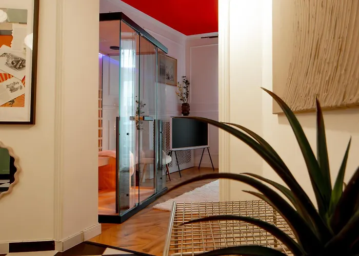 Апартаменты Urban Deluxe Calea Victoriei 100 Jacuzzi&sauna&bathtub Бухарест